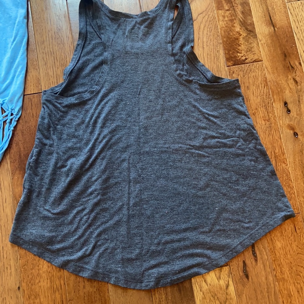 Two tanks! - Picture 4 of 4
